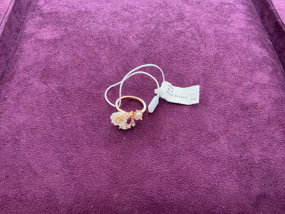Ladies ring