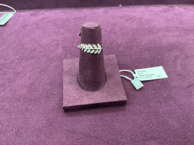 Ladies ring