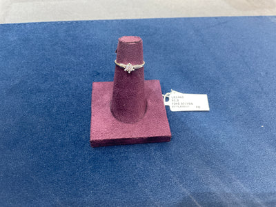 Ladies ring