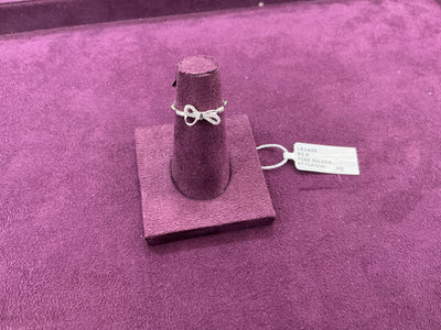Ladies ring