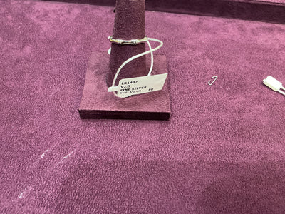 Ladies ring