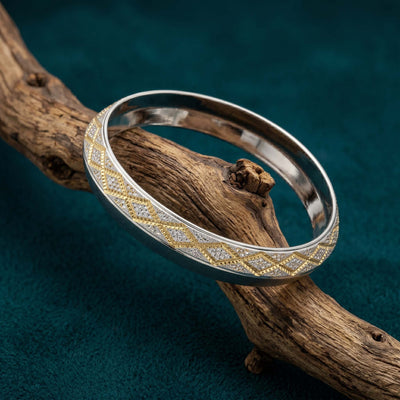 Gilded Lattice Textured Gents Kada