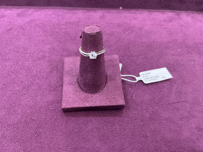 Ladies ring