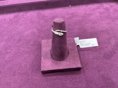 Ladies ring