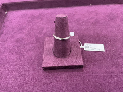 Ladies ring