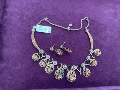 Neckalce