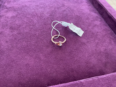 Ladies ring