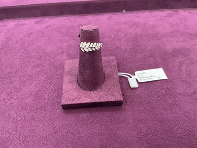 Ladies ring