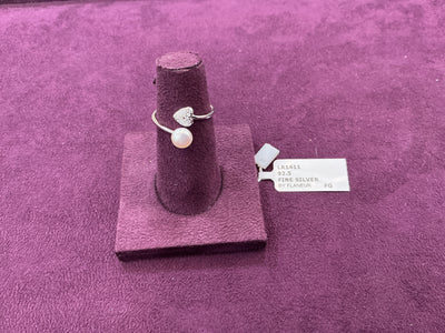 Ladies ring