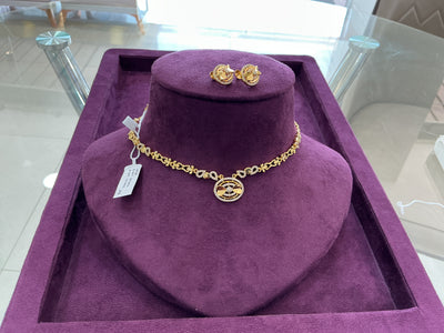 Neckalce