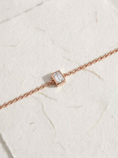 Aurora Emerald Solitaire Bracelet