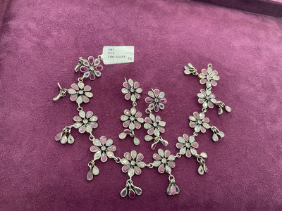 Neckalce