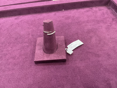 Ladies ring