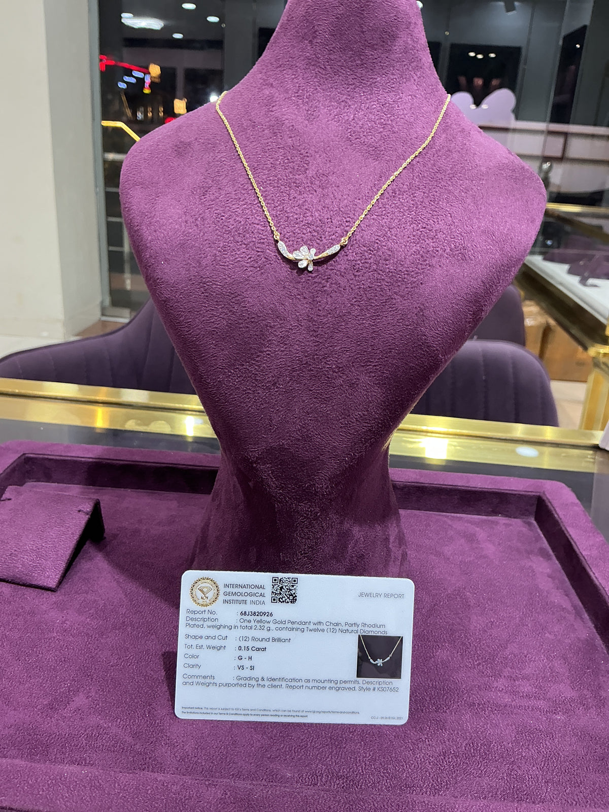 Gold Natural Diamond Floral Pendant Necklace