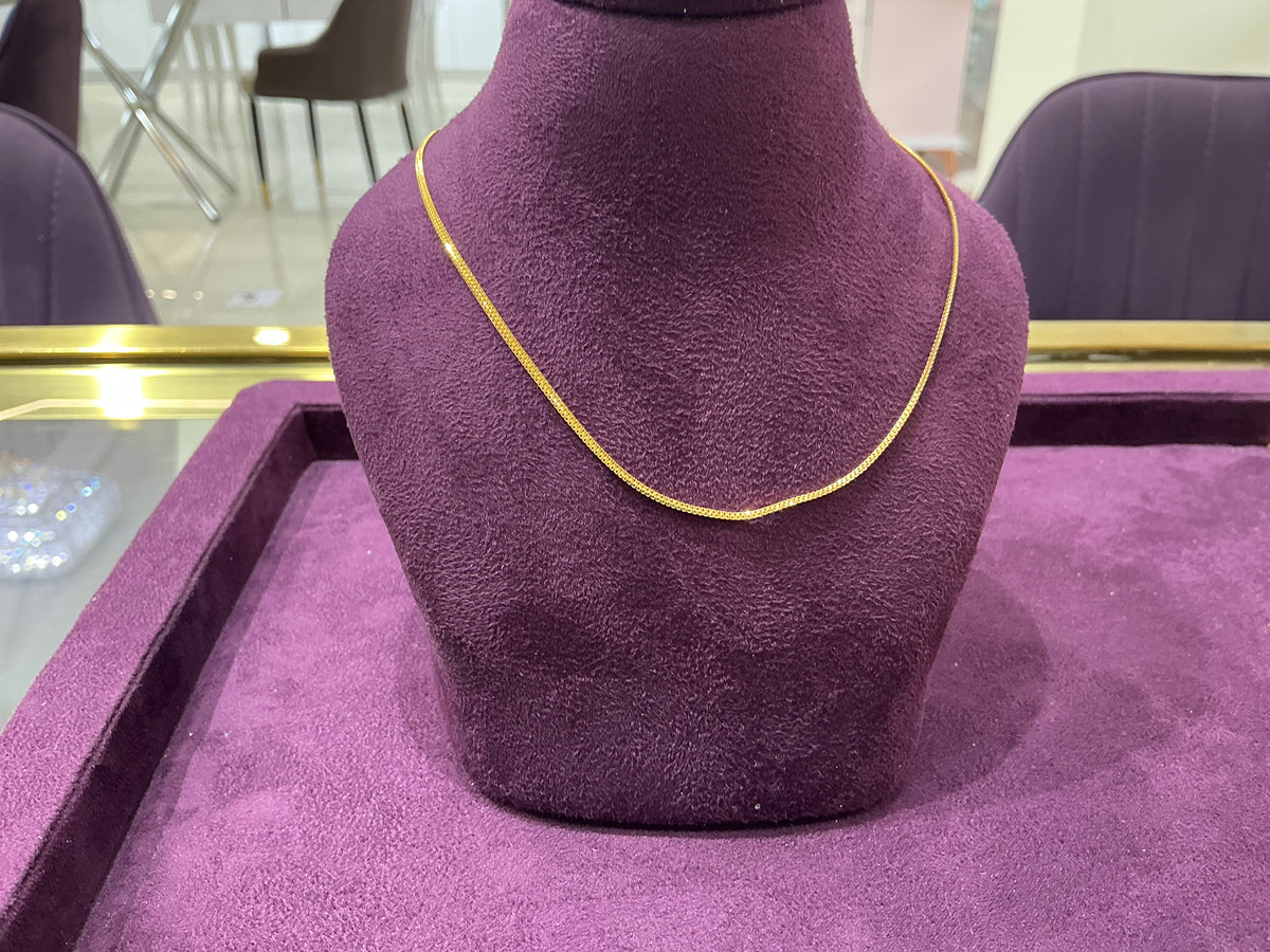 Classic Textured Gold Chain Necklace