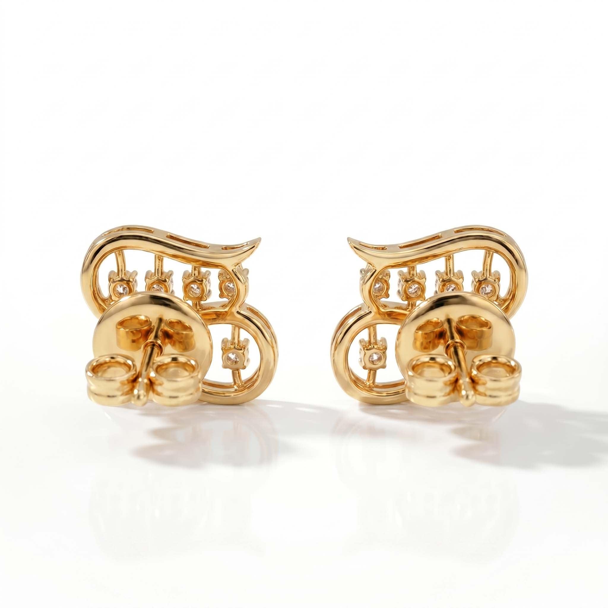 Majestic Wave Yellow Gold Earrings